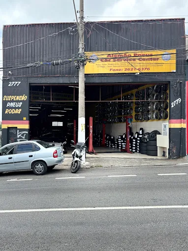 Fachada da Alemão Pneus na Avenida São Miguel